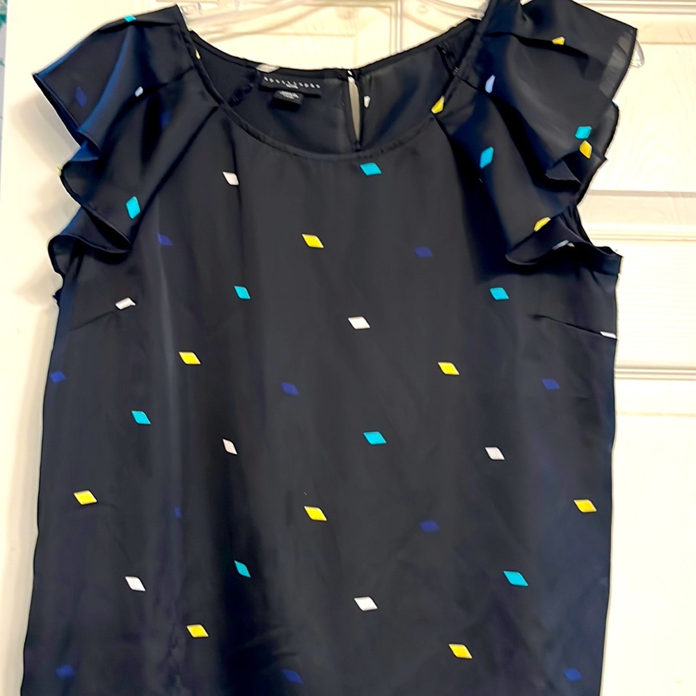 Black geometric print flutter sleeve blouse